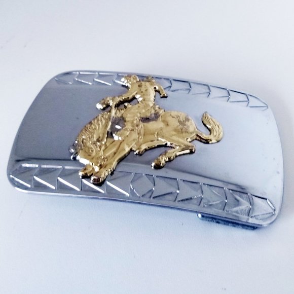 Western Style Silver & Gold Tone Bucking Bronco Belt Buckle - Picture 3 of 6